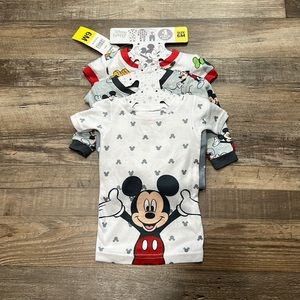 NWT • Disney • 4 piece Mickey set